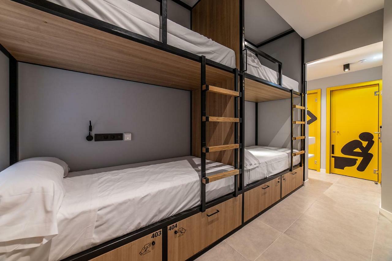 Petit Hostel La Latina (Adults Only) مدريد المظهر الخارجي الصورة