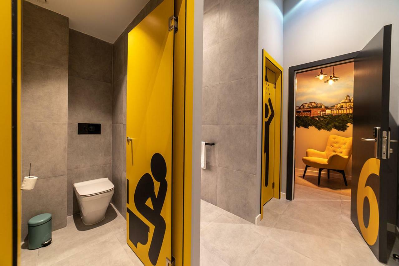 Petit Hostel La Latina (Adults Only) مدريد المظهر الخارجي الصورة