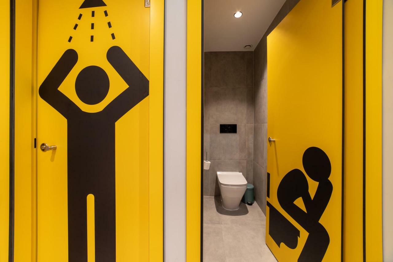 Petit Hostel La Latina (Adults Only) مدريد المظهر الخارجي الصورة